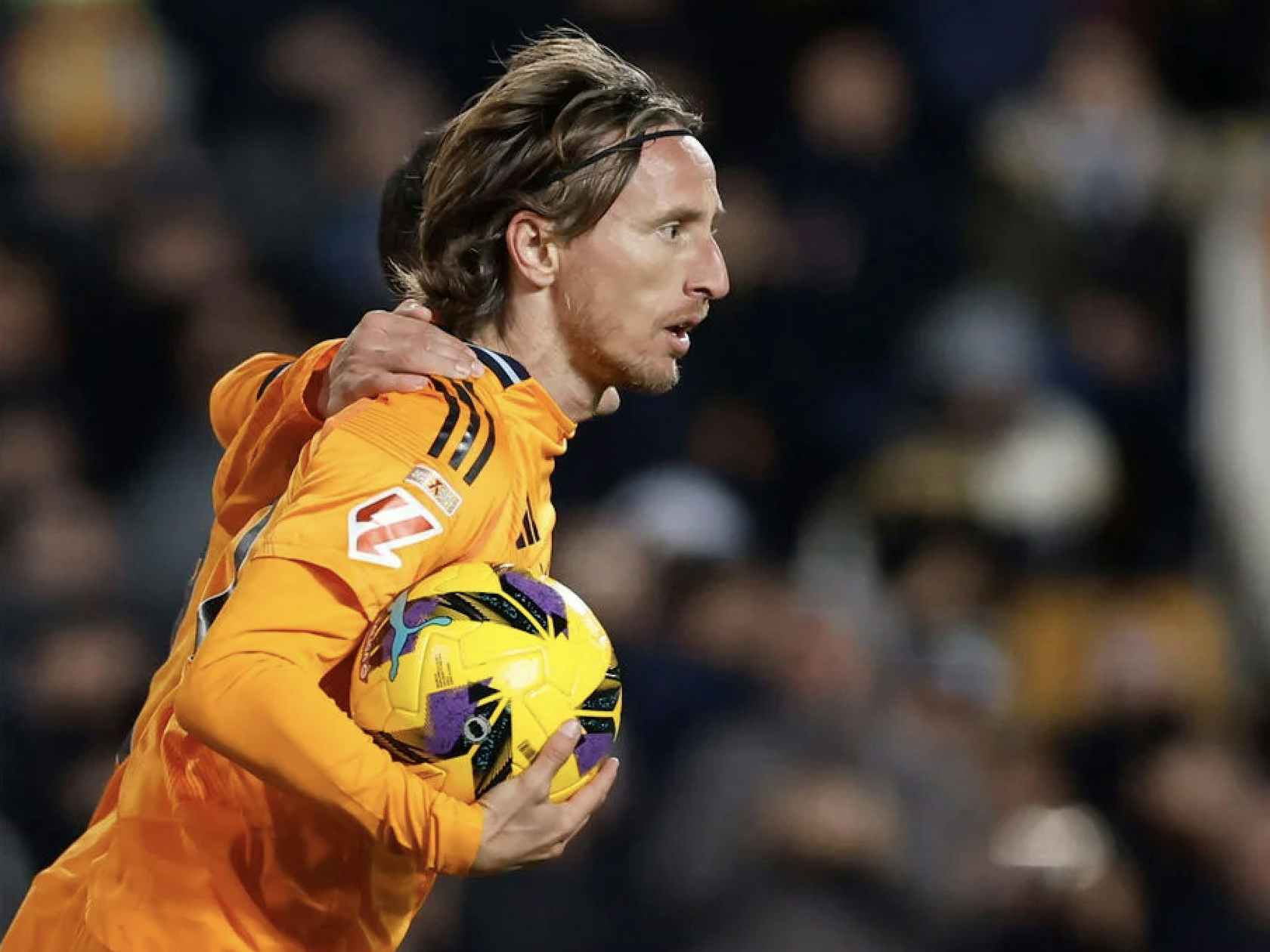 深度拆解：牌九“推路子”中的概率偏差，真的存在连赢的势头吗？（从概率看牌九“推路子”：连赢效应是幻觉还是规律？）