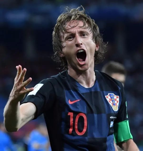 是否考虑冲击阿根廷的第四冠？迪马利亚：现在是新一代的时代